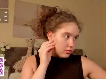 Chaturbate Free Live Porn of ariella_sol