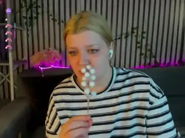 Chaturbate Nude Webcam of polly__mayer