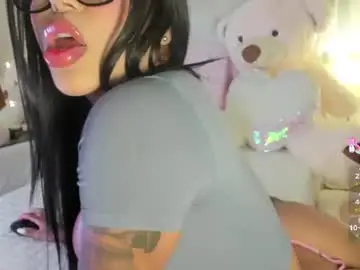 Chaturbate Watch Live Sex Cams of yourlilo__24