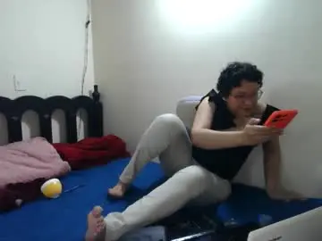 Chaturbate Watch Live Sex Cams of mauroluxandra