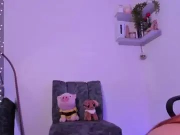 Chaturbate Live Sex Cam of honey_bitee