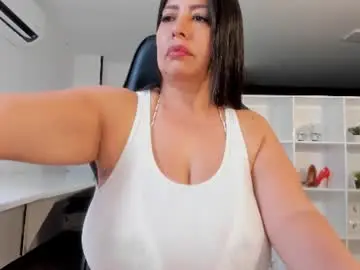 Chaturbate Live Sex of natural_bigboobs