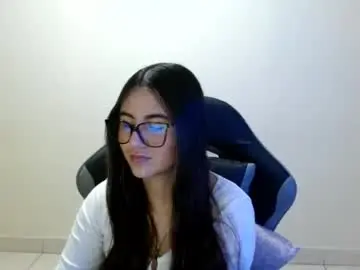 Chaturbate Best live sex cam show of sahaliefox_