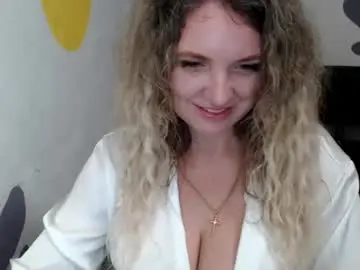 Chaturbate Free Live Porn of luxdonna