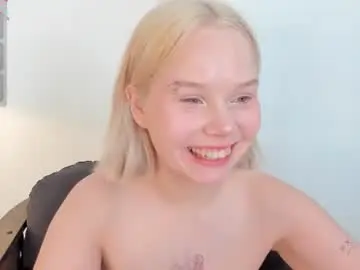 Chaturbate Live Sex of shy_nikka_4you