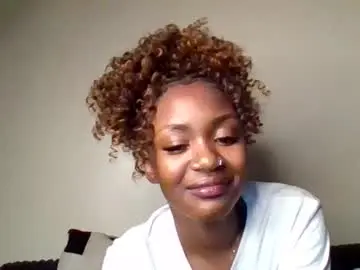 Chaturbate Live Sex of snowie_eyes