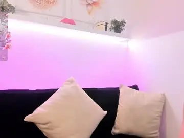 Chaturbate Free Live Porn of ariana_blonde_