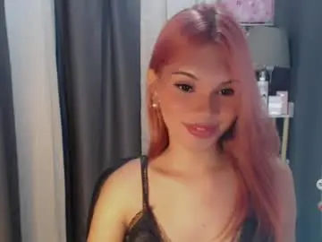 Chaturbate Live Sex Cam of yourlovekylie