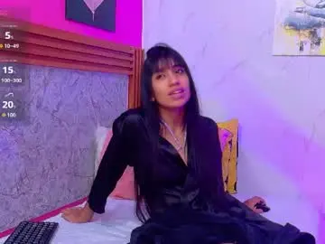 Chaturbate Live Porn of littlee_emilyy_