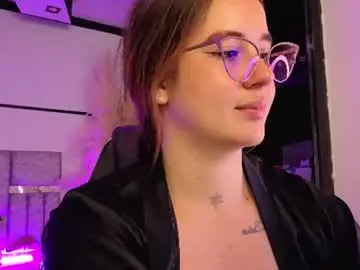 Chaturbate Live Sex Cam of allicelover