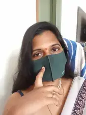 Dscgirls Nude Webcam of indianhothyd