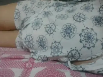 Dscgirls Adult Webcams of Queen Saundarya