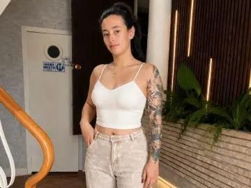 Imlive Sex Cam of ParisBlumm
