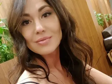 Imlive Sex Cam of JulianaGold33