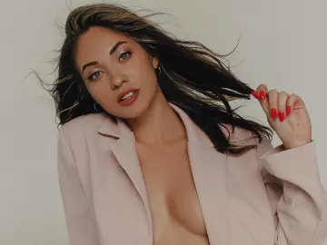 Imlive Sex Chat of JulianaXXX