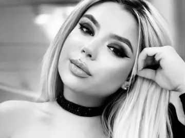 Imlive Free Live Porn of EllBlue303