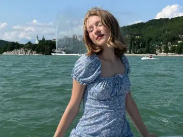 Livejasmin Sex Cam of MozelleEzzo