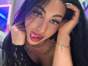 Myfreecams Live Porn of HAZZELL