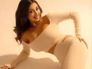 Myfreecams Sex Cam of ViktoriaHoney