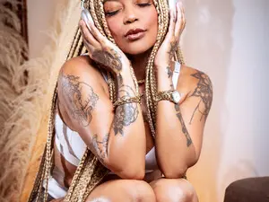 Myfreecams Live Sex Cam of Kenya_carper