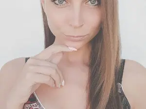 Myfreecams Sex Chat of Harley_Everly