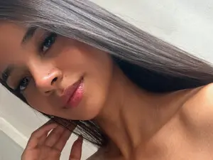 Myfreecams Sex Chat of Ashly_vesneva