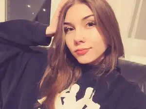Myfreecams Sex Cam of YanaMeoww