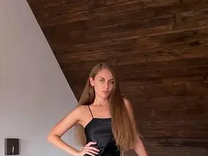 Myfreecams Private Sex Chat of AliceWonderr