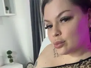 Myfreecams Live Sex of Issa_Jo
