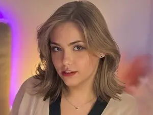 Myfreecams Sex Cam of DellaRowe