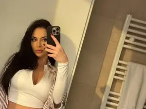 Myfreecams Free Live Porn of ChloeDevine