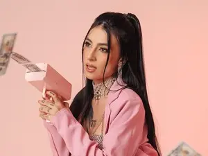 Myfreecams Adult Webcam of MilaLawrence1