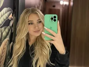 Myfreecams Sex Chat of SnowQueen1