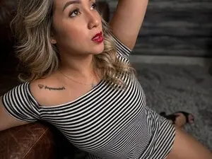 Myfreecams Sex Cam of La_venezolana