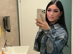 Myfreecams Nude Webcam of Kira_Krush