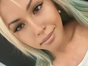 Myfreecams Adult Webcam of Wildblondhome