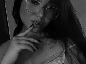 Myfreecams Sex Chat of Sexy_iris