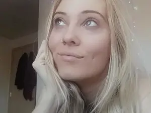 Myfreecams Watch Live Sex Cams of Leeleigh1