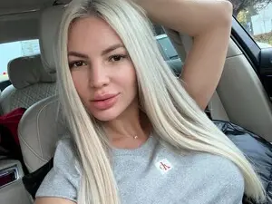 Myfreecams Sex Cam of NayraDream