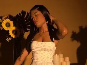Myfreecams Watch Live Sex Cams of Ciara_blake