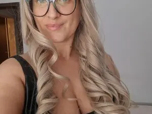 Myfreecams Free Porn Cam of Aphrodite_S32