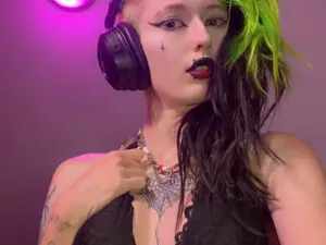 Myfreecams Adult Webcam of TwistedAliceW