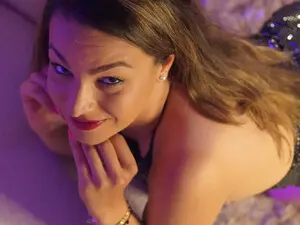 Myfreecams Live Sex Cam of AvaCherry