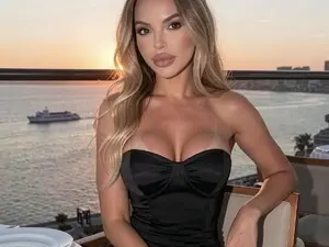 Myfreecams Adult Webcams of GoddessMaya