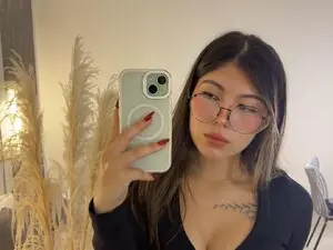 Myfreecams Free Live Porn of Riley_sierra