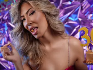 Myfreecams Watch Live Sex Cams of SophiaPotts
