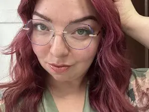 Myfreecams Live Sex of CurvyCate127