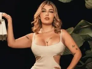 Myfreecams Sex Cam of LisaMonroe1