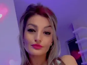 Myfreecams Free Live Porn of OXXXY