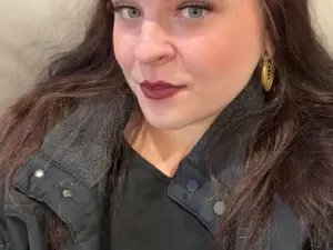 Myfreecams Live Sex Cam of Robin_swan87